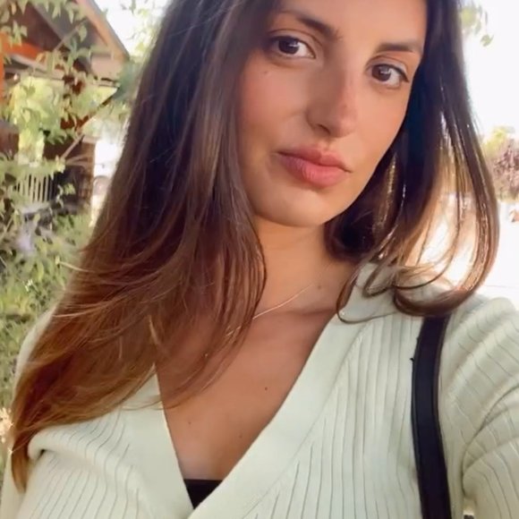 Meet your Posher, Alice - Picture 3 of 3